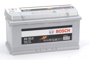 Аккумулятор автомобильный Bosch S5 Silver Plus 100 R