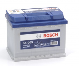 Аккумулятор автомобильный Bosch S4 Silver 60 R